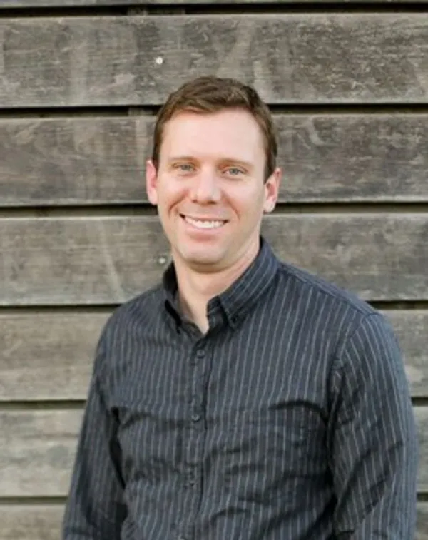 Dr. Robert Shearer, DDS